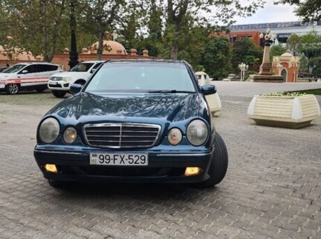 Mercedes E 220 1999
