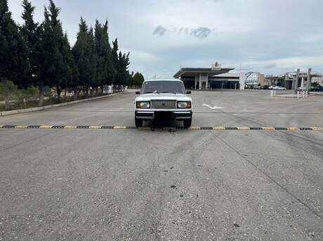 LADA (VAZ) 2107 2011
