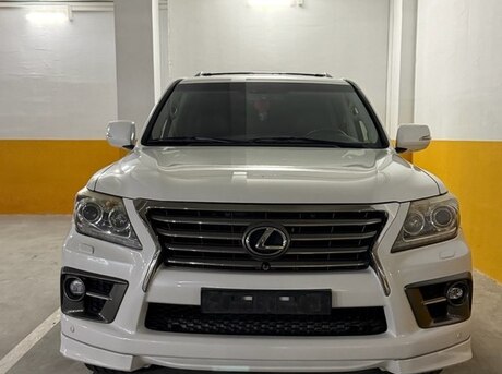 Lexus LX 570 2012