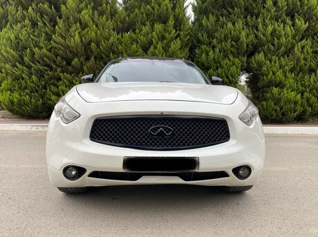 Infiniti FX35