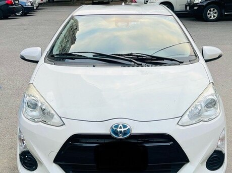 Toyota Aqua 2016