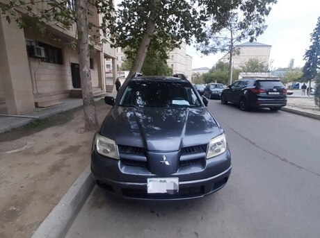 Mitsubishi Outlander 2005