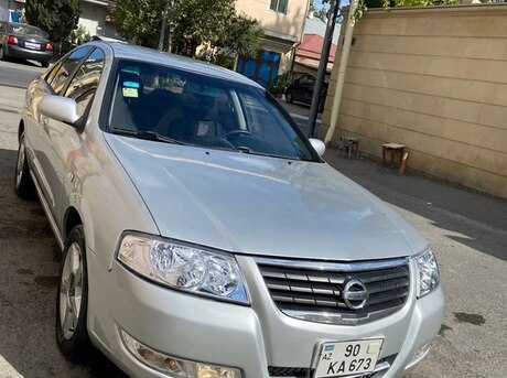 Nissan Sunny 2010
