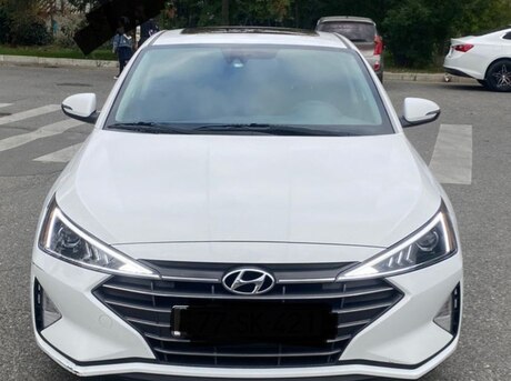 Hyundai Elantra 2018