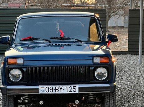 LADA (VAZ) Niva 2015
