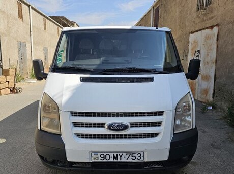 Ford Transit 2011