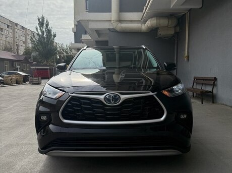 Toyota Highlander 2021