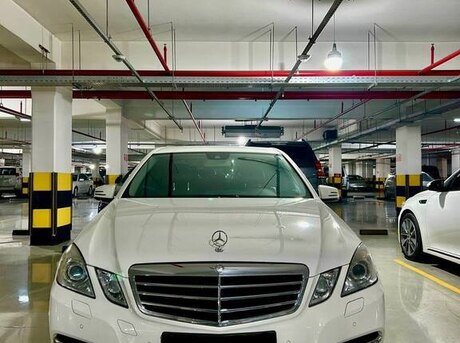 Mercedes E 250 2011