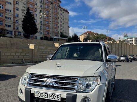 Mitsubishi Pajero 2008