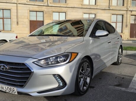 Hyundai Elantra 2016