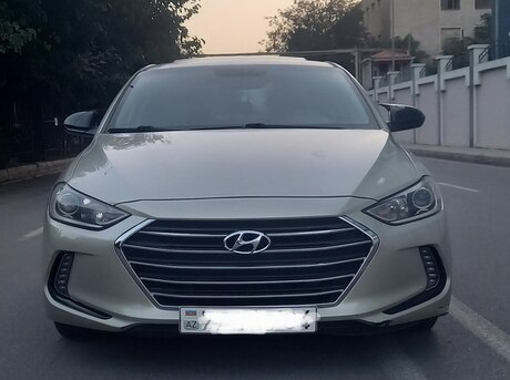 Hyundai Elantra 2017