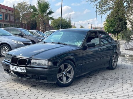 BMW 318 1992