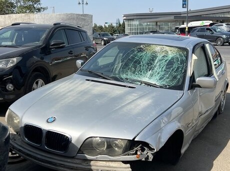 BMW 325 2000