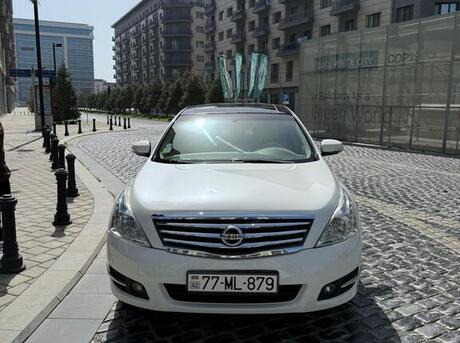 Nissan Teana 2010
