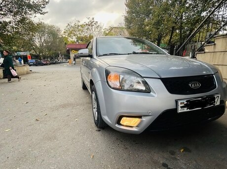 Kia Pride 2010