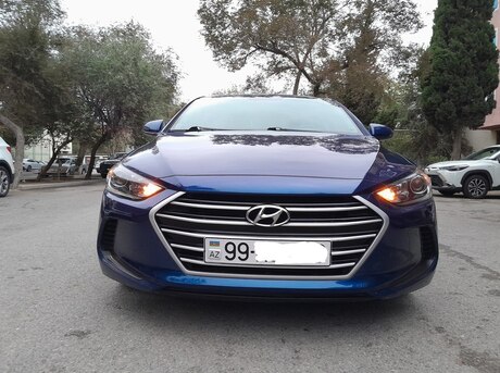Hyundai Elantra 2018