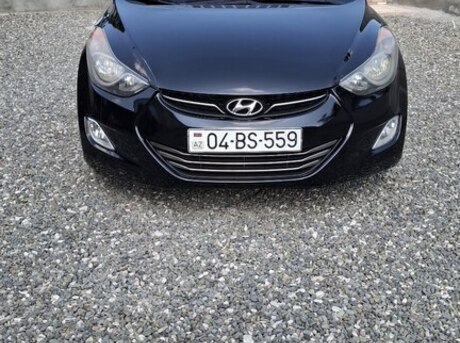 Hyundai Elantra 2011
