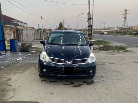 Nissan Tiida 2007