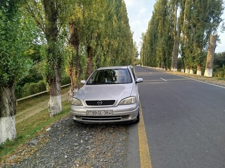 Opel Astra 2000