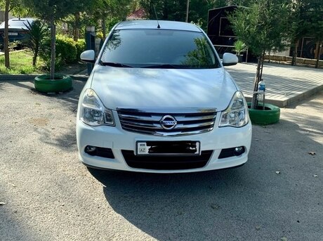 Nissan Almera