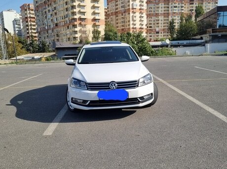 Volkswagen Passat 2011