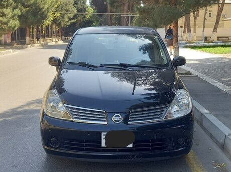 Nissan Tiida 2007