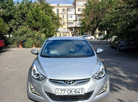 Hyundai Avante 2015