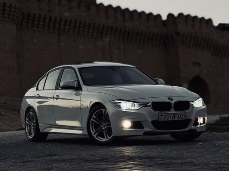 BMW 328 2013