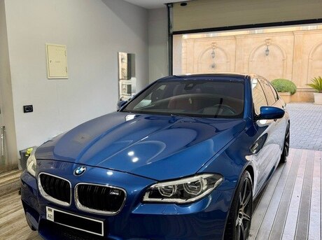 BMW M5 2013