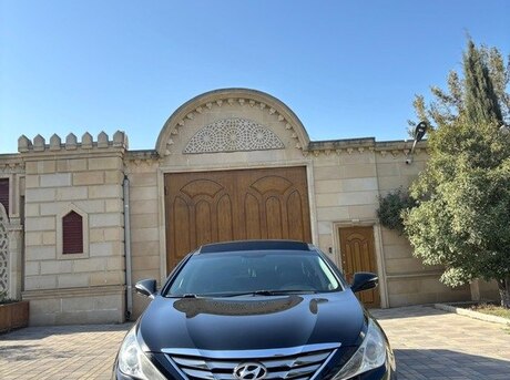 Hyundai Sonata 2012