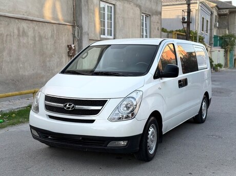 Hyundai H-1 2011