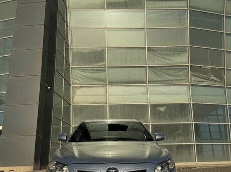 Toyota Camry 2011