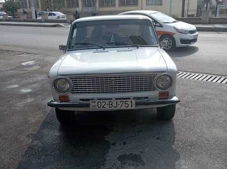 LADA (VAZ) 21011 1984