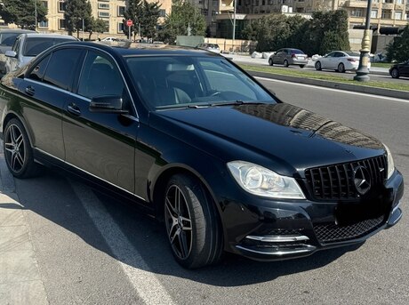 Mercedes C 180 2013