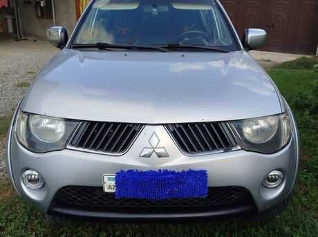 Mitsubishi L200 2008