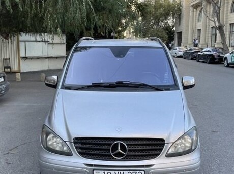 Mercedes  2009