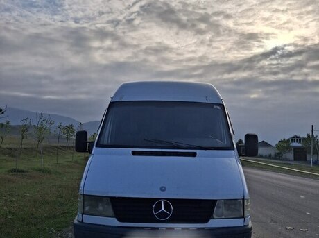Mercedes Sprinter 208 1998