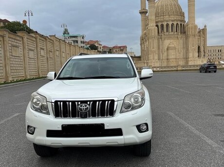 Toyota Land Cruiser Prado 2010