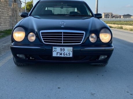 Mercedes E 240 2000