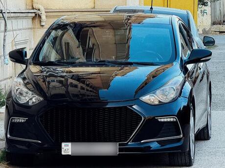 Hyundai Elantra 2012