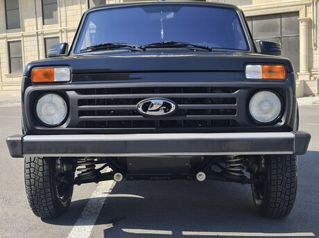 LADA (VAZ) Niva 2023