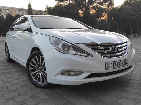 Hyundai Sonata 2010