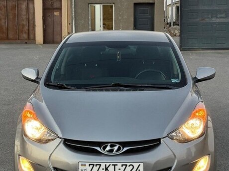 Hyundai Elantra 2013