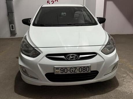 Hyundai Accent 2011