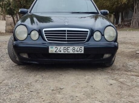 Mercedes E 220 2000