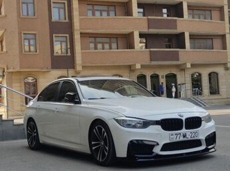 BMW 328 2013