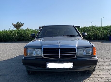 Mercedes 190 1990