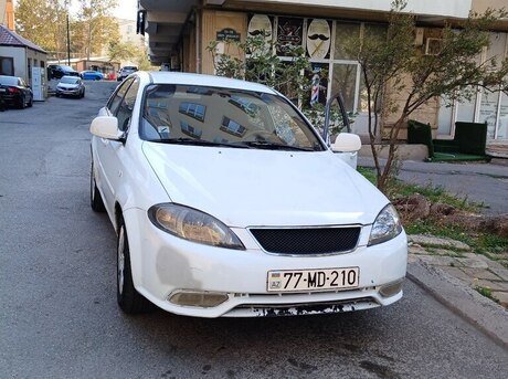 Daewoo Gentra 2013