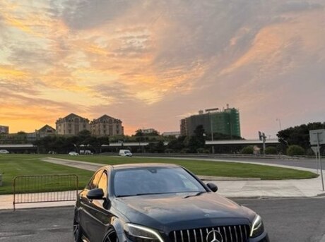Mercedes C 300