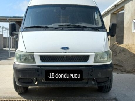 Ford Transit 2000